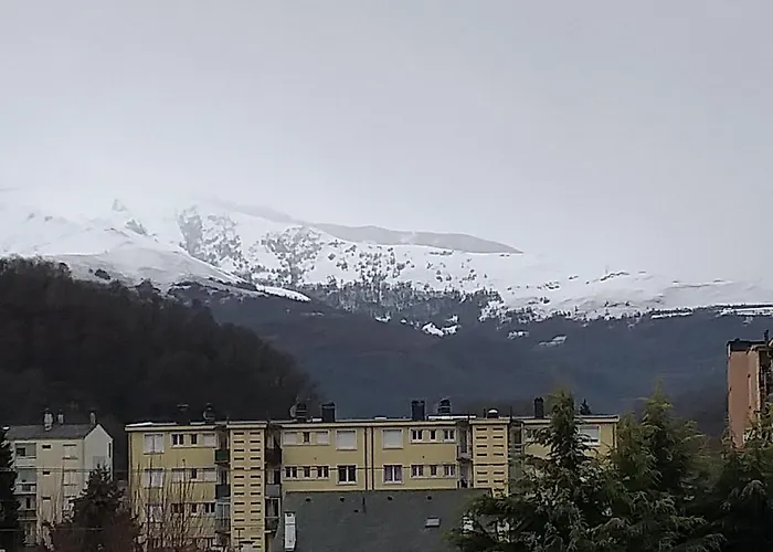 Pyrenees アパート